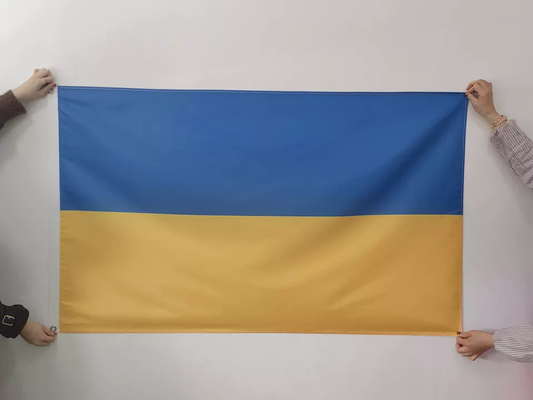 पैनटोन कलर पॉलिएस्टर वर्ल्ड फ्लैग्स 3x5 यूक्रेनियन नेशनल फ्लैग हैंगिंग स्टाइल