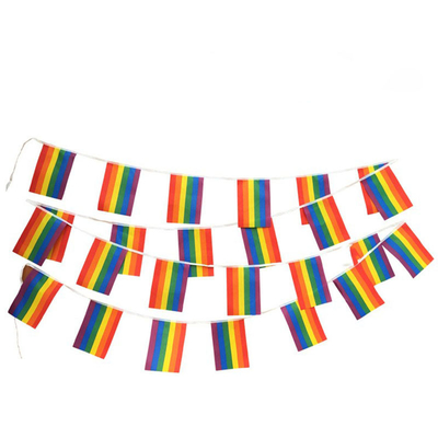 सजावटी एलजीबीटी ध्वज पॉलिएस्टर इंद्रधनुष गौरव बंटिंग उड़ान शैली